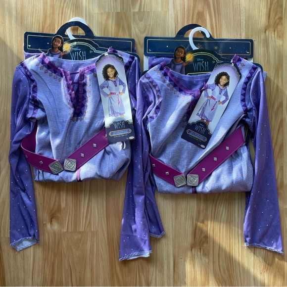 •2 Asha’s Adventure Dresses• Disney’s WISH girl’s costumes >> NWT (ripped tags) - Picture 2 of 16